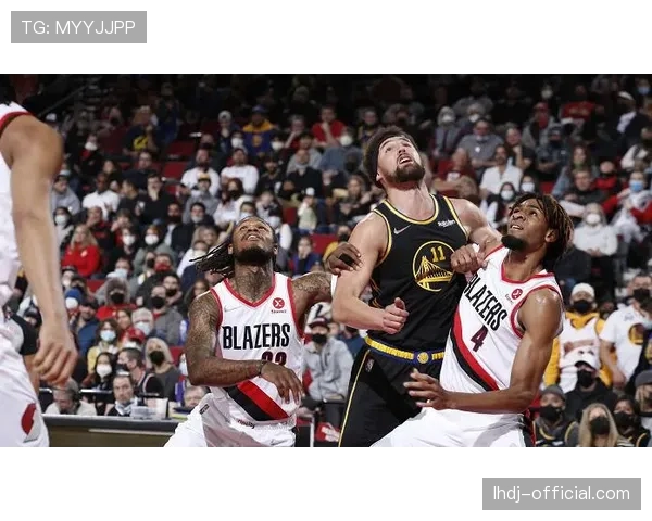 开拓者队8人得分上双 创队史自4月1日以来首次纪录