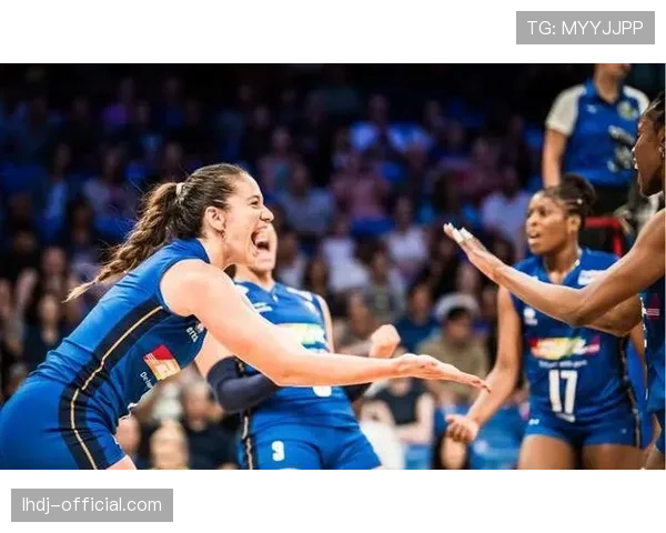 土耳其43%概率小幅领先美国 东道主优势或成变数 土耳其43%概率小幅领先美国 东道主优势或成变数